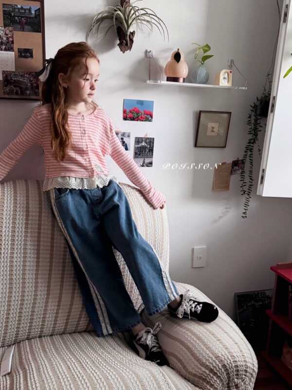 445D5786-3431-46A9-BCE6-1223B66B1230_1_105_c 〖預購〗Eloi 蕾絲拼接舒柔開襟衫