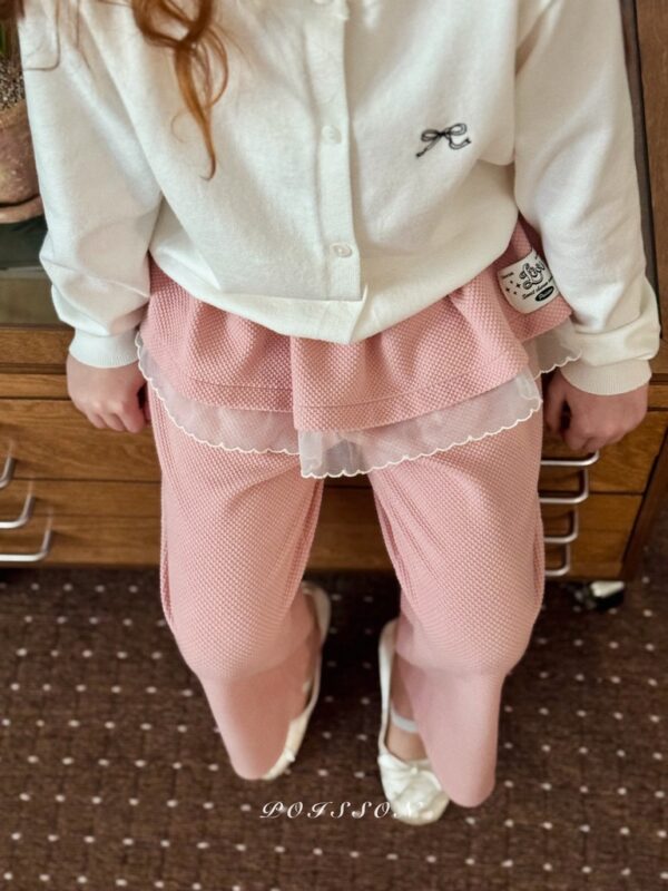 472BBE6A-2144-4F30-9C9E-54B436EE9834_1_105_c 〖預購〗小精靈 Muse 浪漫多層次長褲