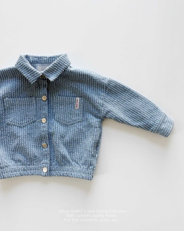 47FB0089-EF33-48BC-9224-FB989B5B4E0C 〖預購〗微風感丹寧襯衫外套