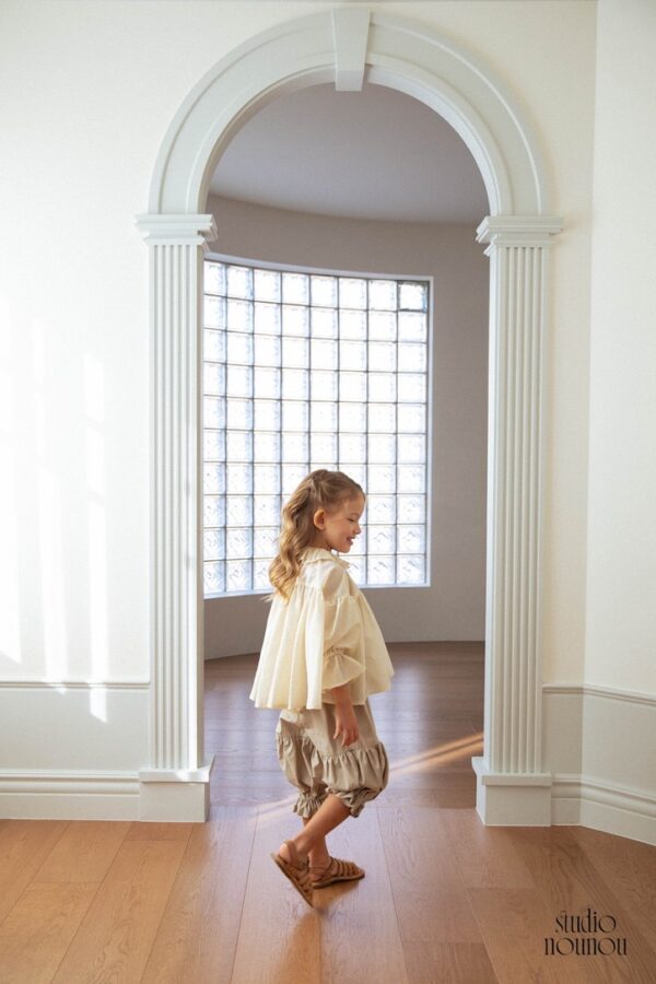 4C3D632A-2080-46C2-BC71-9E83955DF76E_1_105_c 〖預購〗花苞剪裁抽褶燈籠褲