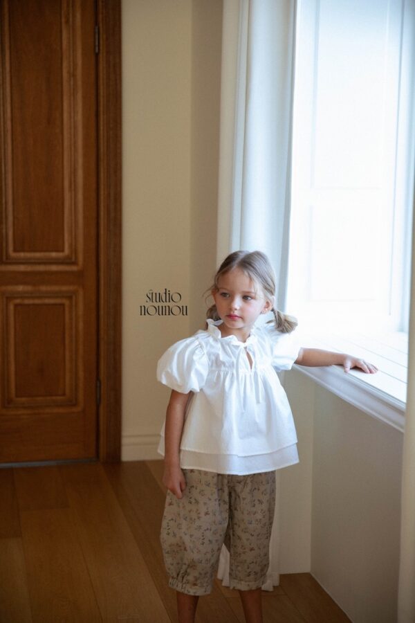 4DE04617-DA4E-499A-8636-D63A93D7D678_1_105_c 〖預購〗豆豆絮語澎袖上衣