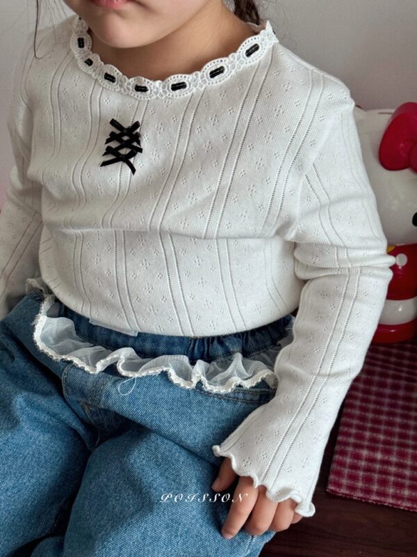 4EE7CCE2-5DDC-4CD3-A7F3-D1D75EEDEC4D_1_105_c 〖預購〗Mellow 蝴蝶結飾親膚上衣