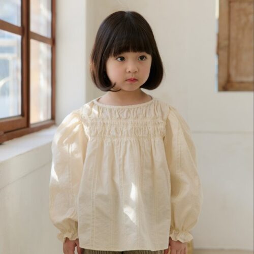 4FB19DFC-6FC9-473F-9FE9-31AC164997E6 〖預購〗抽褶雲朵寬鬆剪裁上衣