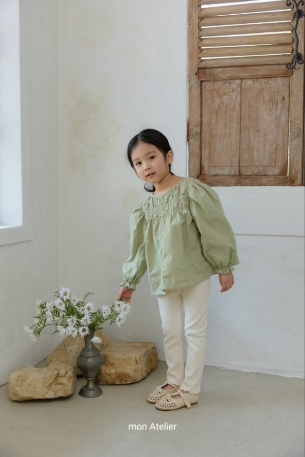 51322BF0-BD0B-440C-AF53-C8C08DFC96B8 〖預購〗抽褶雲朵寬鬆剪裁上衣