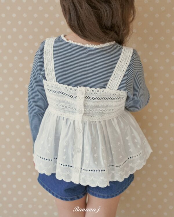 5AC614C7-F1A8-4CC7-BB1C-EA6E46DA7FB1 〖預購〗艾莉亞蕾絲背心