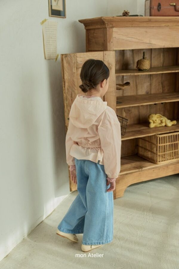 5C146477-D0C9-40D9-BD1F-C815E6C1DEF7 〖預購〗清晨薄霧連帽外套