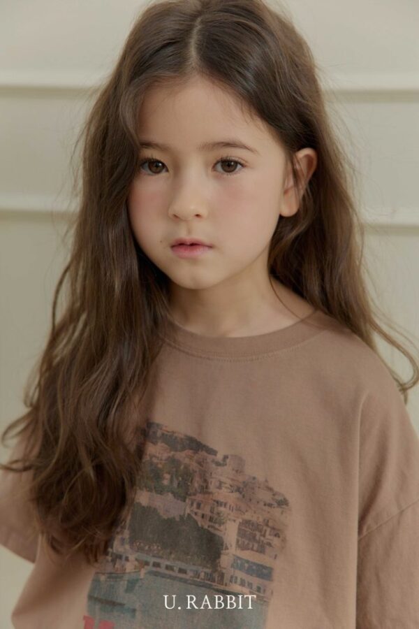 5EF39B2C-7D7F-4B86-BAAF-A83E2295D34C 〖預購〗Monaco復古寬感質感上衣