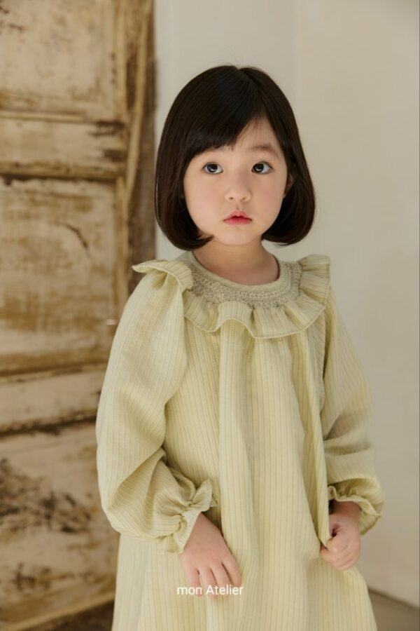 63E89C78-780F-470E-AE2A-0163F0FB99DF 〖預購〗日常春天洋裝