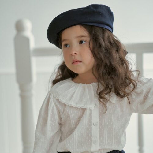 66995DD3-948B-40A9-9C6B-ADC83456B1EF 〖預購〗清新微光翻領柔霧襯衫