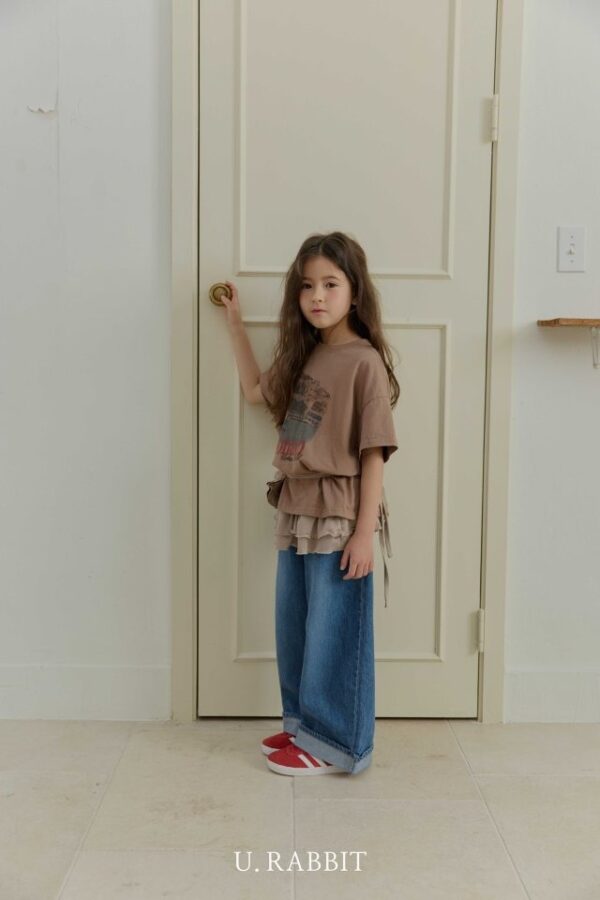 6928B167-F077-4E28-88FF-7131678C3674 〖預購〗氧氣剪裁修身丹寧褲