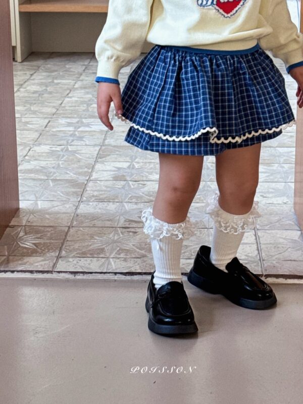 6AAA0DE0-FCB5-4203-960C-F608A45301B1_1_105_c 〖預購〗蕾絲邊飾舒柔純棉短襪