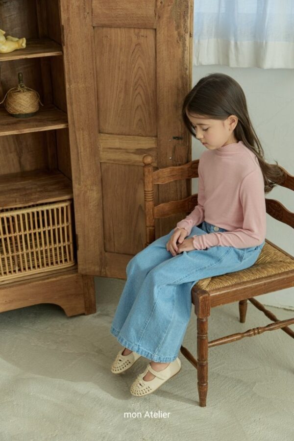 6CDE721A-8A09-4E1B-A310-DF0C64478982 〖預購〗糖果感軟綿彈力上衣