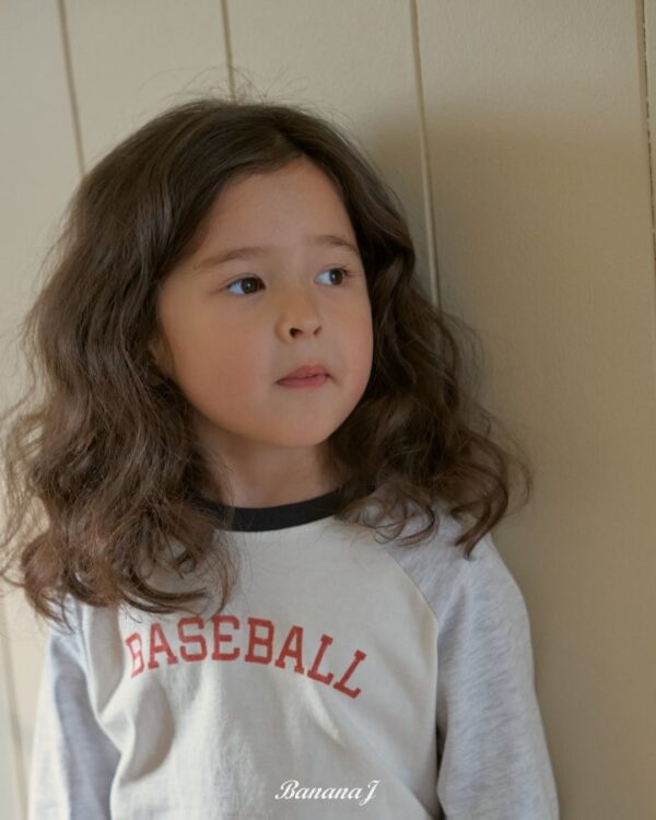 6D3B70D9-341A-425E-BFDA-33BC2E939383 〖預購〗美式復古 60 號撞色棒球上衣