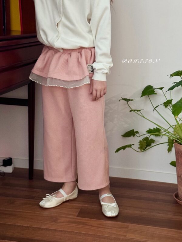 726A4356-F13C-4A99-99CC-5A139D1C0647_1_105_c 〖預購〗小精靈 Muse 浪漫多層次長褲