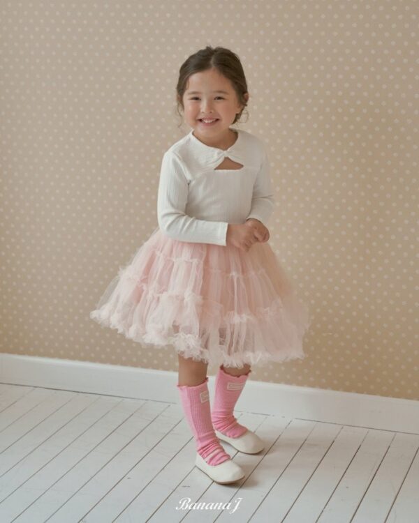 739B8256-FF1B-496C-9272-F0EAC8F72C32 〖預購〗蝴蝶結舒柔上衣