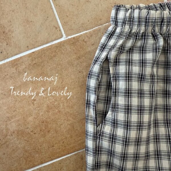 76F1A37C-D8D2-484A-B792-8B3AE88B7CF0 〖預購〗Hershey 格紋拼接舒柔休閒褲