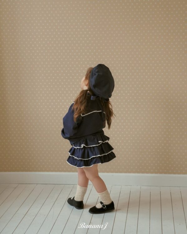 79DF57E7-3A55-41CC-A258-AD8BA47C098E 〖預購〗Berry 多層次蛋糕澎澎褲裙