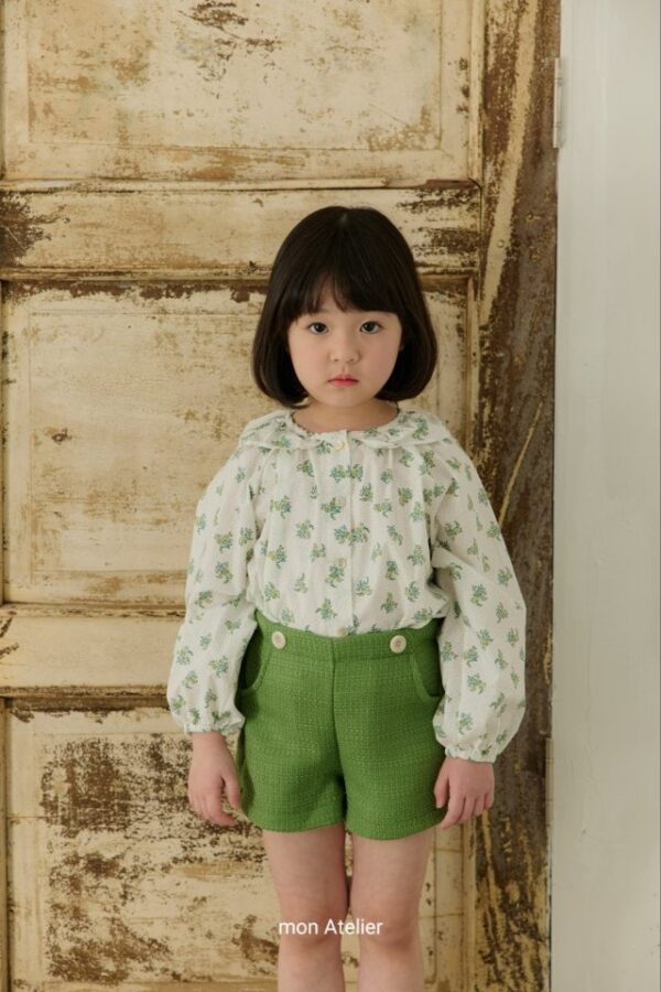 79F8C960-8B24-4528-AD2C-7232A68887A1 〖預購〗花漾盛綻細膩上衣