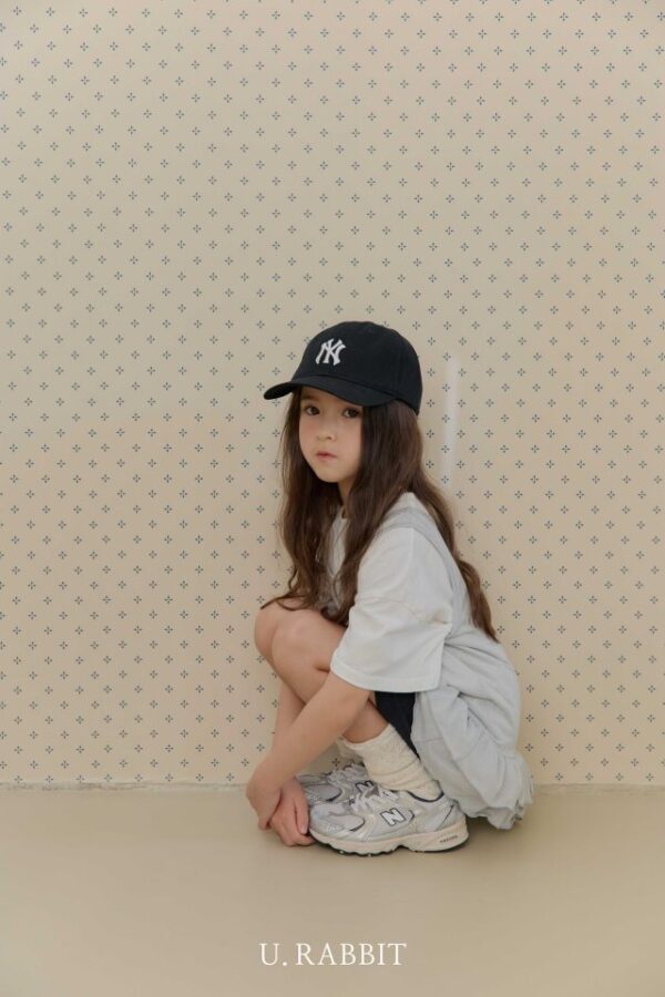 7A9DB93C-D975-4FD7-8D0B-8B8F73BD2261 〖預購〗流星雨多層次閃耀波浪洋裝