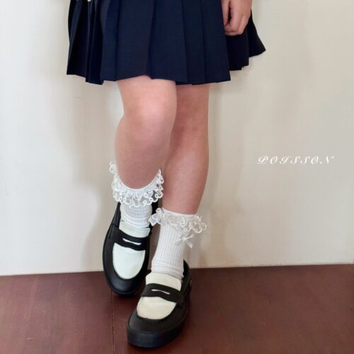 7B54263C-E608-4E1E-AA05-BE6E2A9059CC_1_105_c 〖預購〗蕾絲邊飾舒柔純棉短襪