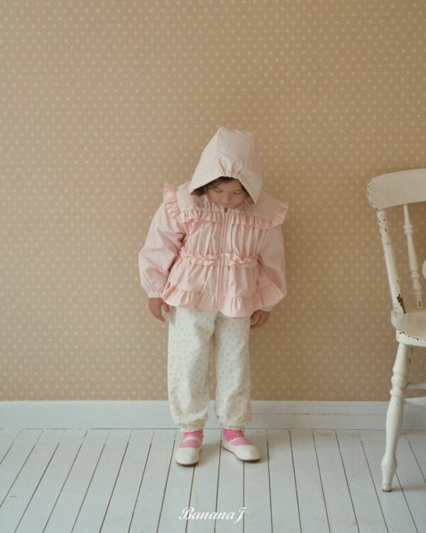 7BBE66AE-51ED-405A-A497-E8373EBB8045 〖預購〗瑪德蓮澎澎袖連帽外套