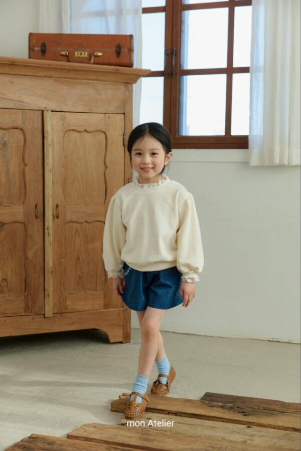 7E4286E2-CD97-479E-85D6-5B75BF9E6661 〖預購〗氧氣感荷葉層次厚磅衛衣