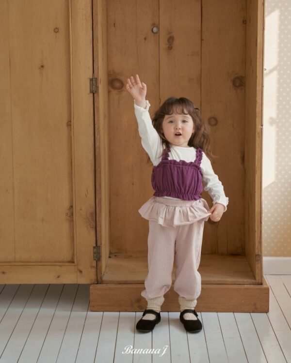 7E851F20-578E-4CBE-A9F5-4A53DD79258B 〖預購〗Rosy 舒柔花瓣邊鬆緊縮口褲