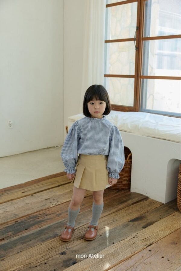 8205AD56-1B9F-4E08-BEC3-A4AB59A5C272 〖預購〗格紋序曲荷葉飾邊復古襯衫