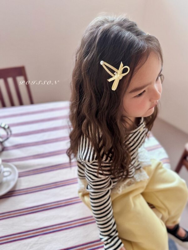 86D2BDA0-CA62-45C5-8E76-51C63AACACA3_1_105_c 〖預購〗Eloi 蕾絲拼接舒柔開襟衫