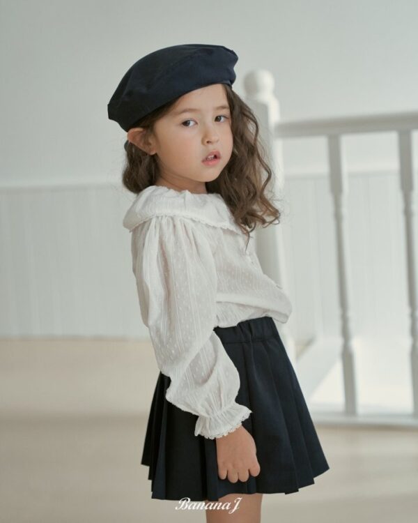 86EC5CC5-D680-4069-BEDA-ADE3131DBDCD 〖預購〗清新微光翻領柔霧襯衫