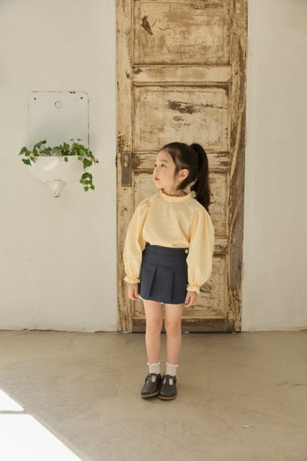 89BC03E2-E704-4DD2-85E7-0C7A0F50AE34 〖預購〗褶皺詩篇層次感短褲裙