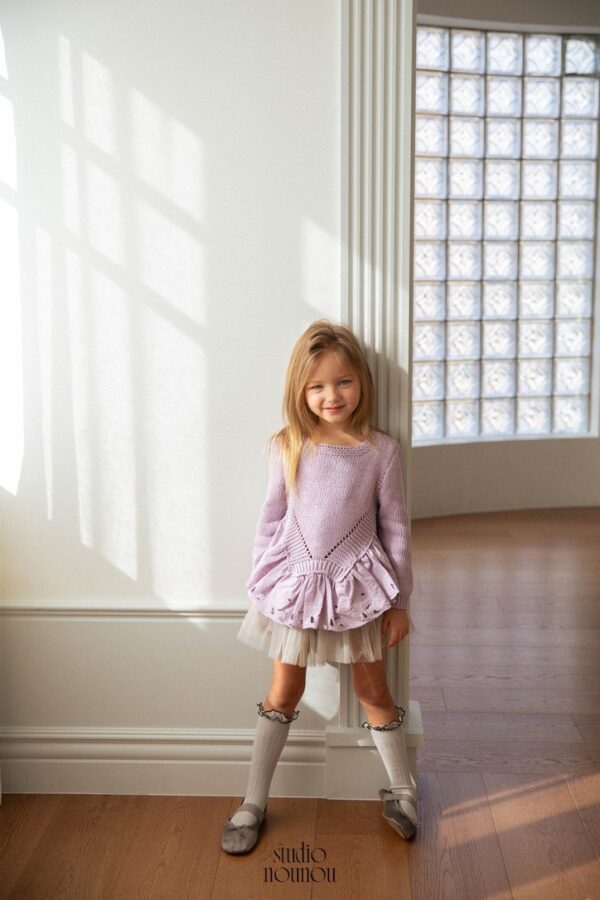 8B00E06C-9279-489C-812C-F1429E05E5E7_1_105_c 〖預購〗倒影幾何鏤空毛衣