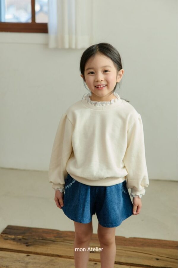 8C5B2311-7E99-482B-9958-AE99F5F4FEED 〖預購〗傘狀水洗丹寧短褲