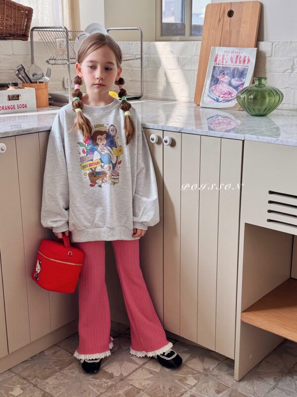 9517D327-78AB-4EF7-A66F-B23884E1AACC_1_105_c 〖預購〗氣質蕾絲滾邊靴型褲