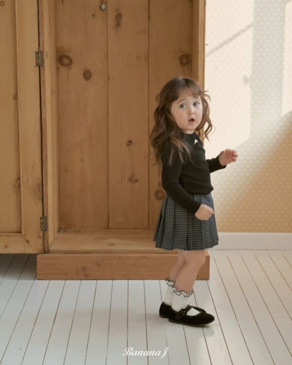 95BA37D3-9B53-4F83-AB45-7170416892A4 〖預購〗蝴蝶結舒柔上衣