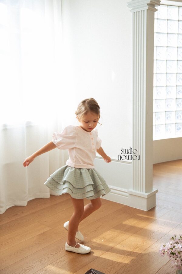 9B251141-D32C-40A4-B31B-145197B3569D_1_105_c 〖預購〗織夢層次迷你蛋糕褲裙