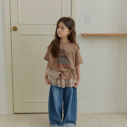 9B45A5AB-2FFC-4748-8C0F-EBCAFB007748 〖預購〗氧氣剪裁修身丹寧褲