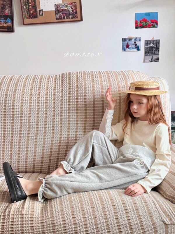 9F281CBD-1FEF-4D6C-BFD3-BE32C5DC8EB2_1_105_c 〖預購〗玫瑰花園小裙