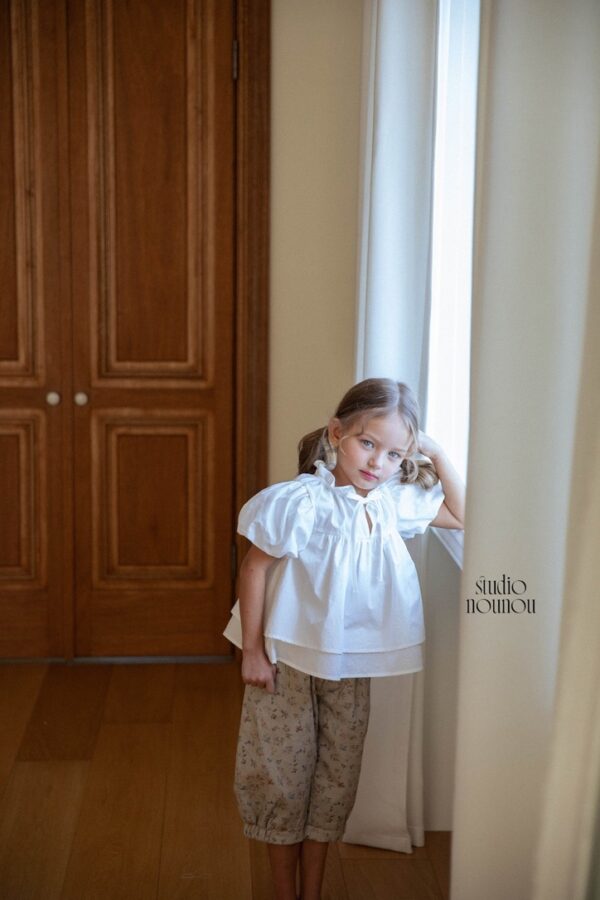 A132FE7B-4028-4AAB-813E-0BA389C56B2D_1_105_c 〖預購〗花綻序曲圓潤燈籠褲