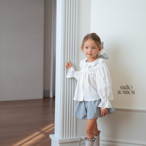 A4906748-8083-48E5-8F45-75971A8C0C99_1_105_c 〖預購〗林間碎步荷葉邊上衣