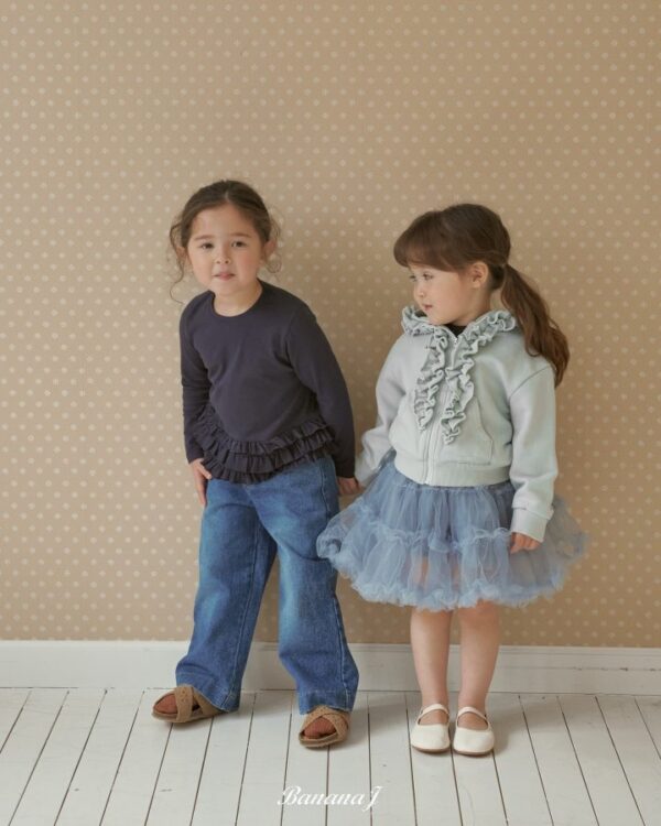 A703D951-AE7D-4855-BE99-CD09EFBD22E6 〖預購〗克洛伊浪漫荷葉邊連帽外套