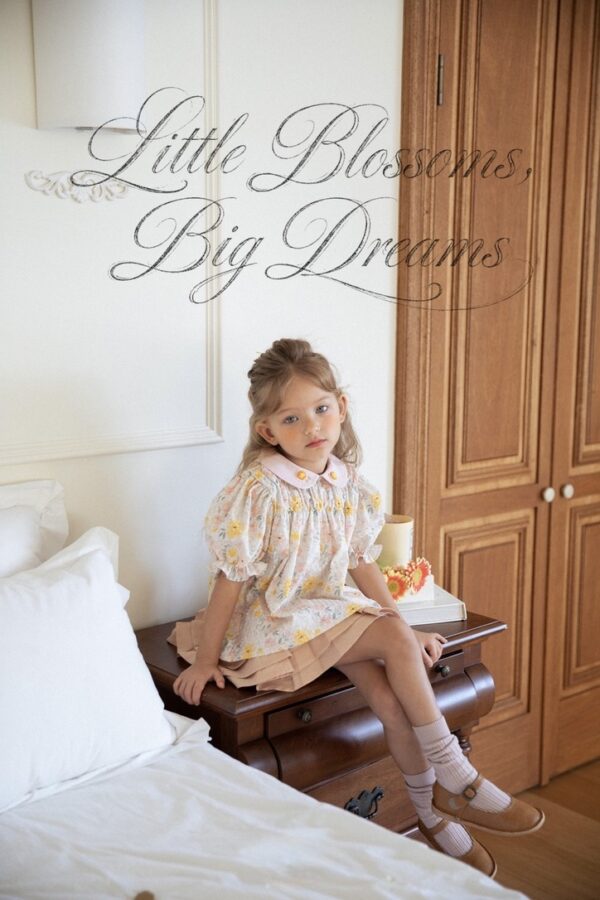 AEF9AF33-0174-4DBF-892B-B4BACD26C514_1_105_c 〖預購〗古典複寫提花襯衫