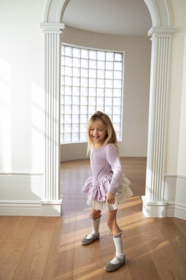 B97563EE-35F8-469C-B655-1305371EEB50_1_105_c 〖預購〗倒影幾何鏤空毛衣