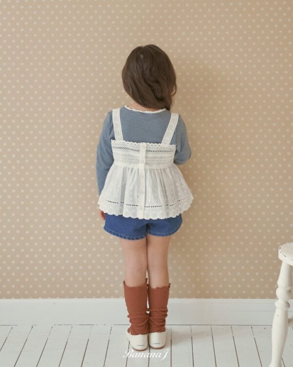 C298A64F-5C4A-4F6D-9263-C73718430E44 〖預購〗艾莉亞蕾絲背心