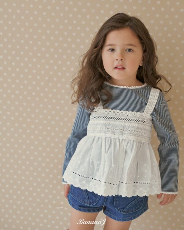 C8645B3B-9101-4583-95F0-DA53DCA723D6 〖預購〗馬林風情橫條紋上衣