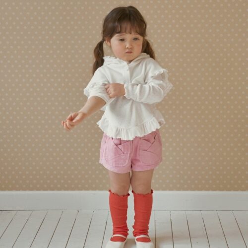 C8EF730A-574A-4C36-AE12-8FBADD5CA343 〖預購〗羅倫柔霧感雙層荷葉邊上衣