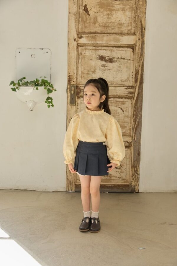 CA6529DF-DA51-4A2A-89A1-DCD6FA019C48 〖預購〗褶皺詩篇層次感短褲裙