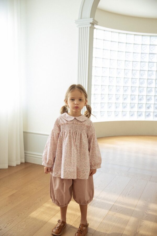 CB264E00-5545-4480-9743-57F470BA92A9_1_105_c 〖預購〗果實絮語上衣