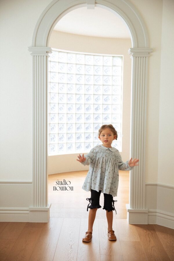 CBDBE0A8-9016-49B8-B9C5-EC8861EC1D91_1_105_c 〖預購〗果實絮語上衣