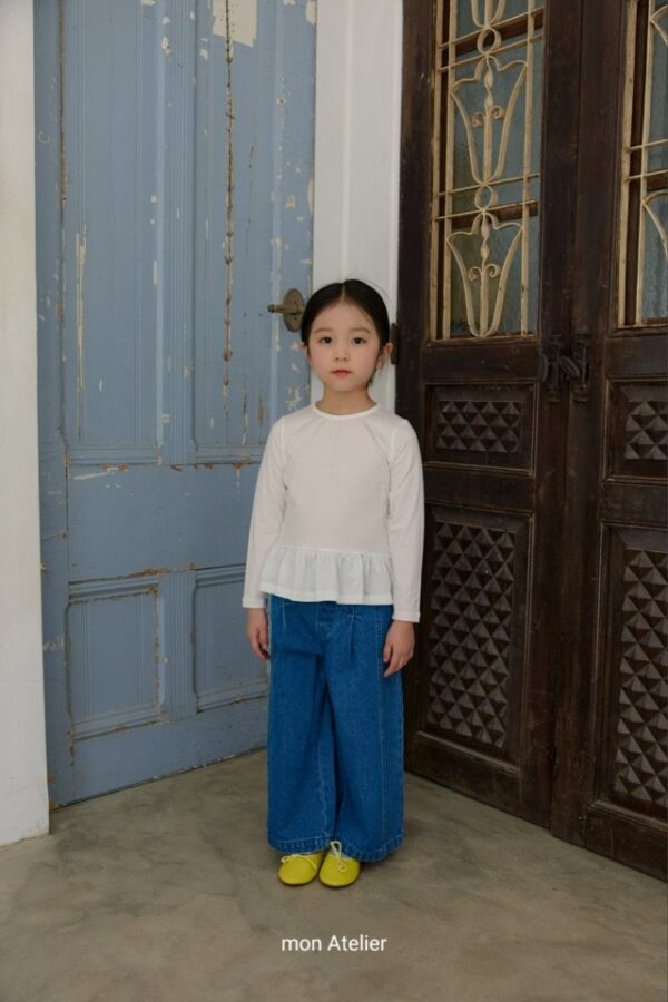 D08A1C21-DAE7-4FD6-93CC-C848684F2B35 〖預購〗棉糯感波浪飾邊親膚上衣